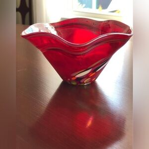 Glass Eye Studio Edge Art Glass Bowl Iridescent Red Wave Ruffle - VIntage 5.5x3”